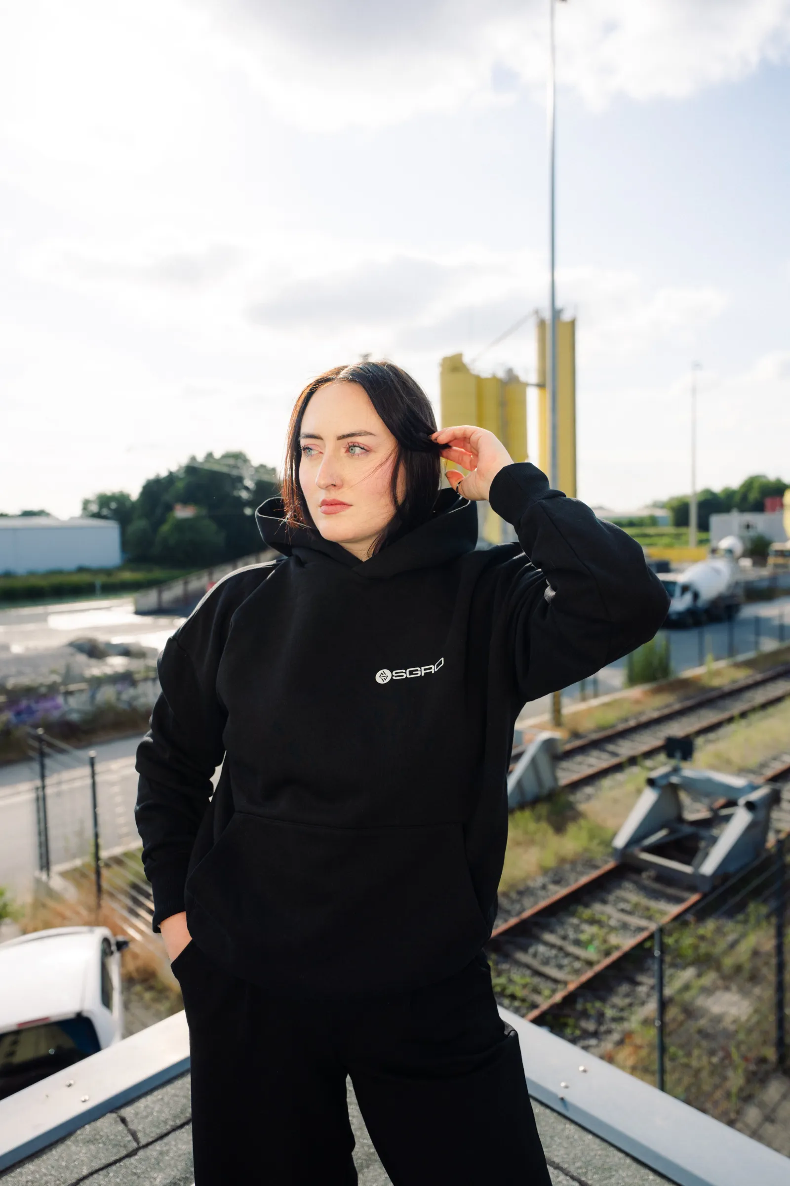 SGRO Heavy Hoodie – Black
